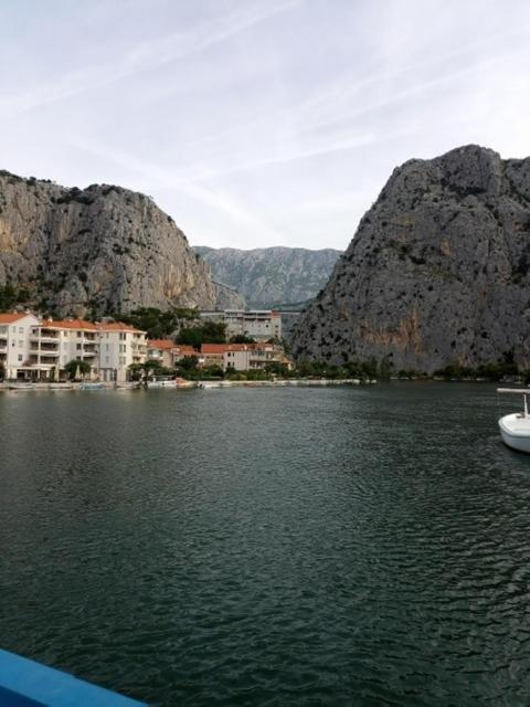 Sea View Panorama Apartment L Omiš Екстериор снимка
