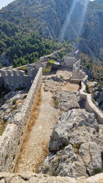 Sea View Panorama Apartment L Omiš Екстериор снимка